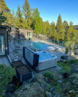 Architect-Designed Villa With Pool Near Stockholm - 7