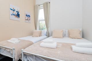 Open Mind Property - Flat for EIGHT - Bournemouth - 4