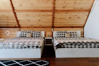 Quenz Cabin By Travelink - 4