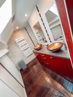 Duplex, hyper-central - piscine privée - garage - 4