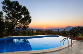 The Regency Cottage - 9