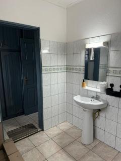 Makepe House - Douala - 8
