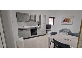 Compact, Convenient 1BR Flat 31A - 8