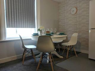 The Willow - Southampton - 5