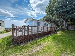 Lovely Caravan At Azure Seas Nearby The Beautiful Beach Ref 32038Az - Lowestoft - 0