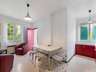 Apartment with pool amid vineyards and near the beach - 7