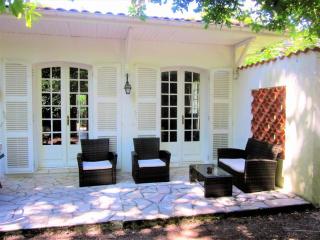RONCE,VUE mer jardin, FARNIENTE et ou TRAVAIL, en XXL,,10mn port ,velodyssée ! - 2