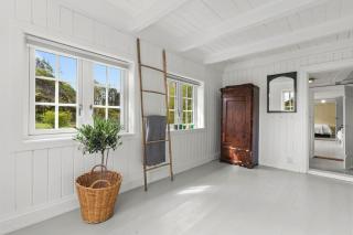 200-Year-Old House By The Southern Archipelago - 3