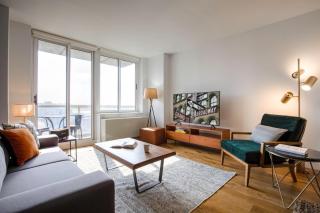 Hells Kitchen 1BR w Gym Doorman Lounge NYC-249 - 9