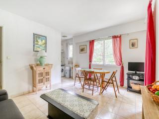 Mougins Hideaway for 4 Guests - 8