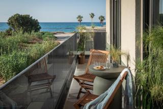Diastar Luxury Suites - 1