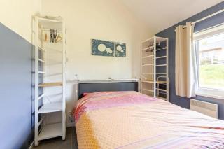 Comfortable chalet in Somme-Leuze with pétanque court - 5