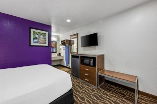 Rodeway Inn Carlsbad Caverns Area - 2