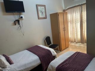 C'est Si Bon Accommodation at 53 Van Heerden Mokopane - Mokopane - 2