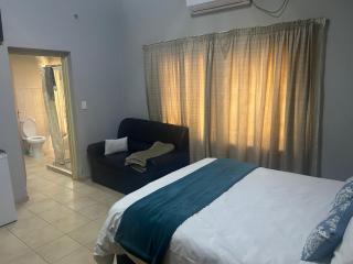 C'est Si Bon Accommodation at 53 Van Heerden Mokopane - Mokopane - 1