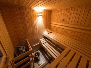 Ruhiges Apartment mit Sauna, Burggen - 8