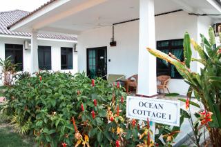 Ocean Cottage 1, Radiant Teluk Sari - Kampung Mawar - 3