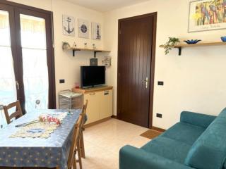 Apartment with pool view-Beahost - 4