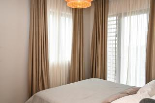 3 bd, 2 bth penthouse rooftop, 10mns walk to beach - 5