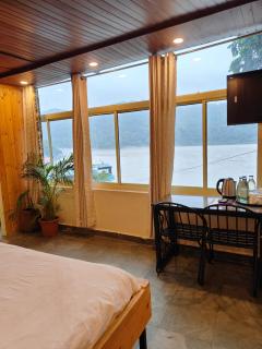 Meeram Ganga, A Heritage Stay by the Ganges at Triveni Ghat - Rishikesh - 1