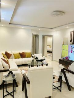 شقة فاخرة ثلاث غرف نوم وصالة واسعة مودرن الملقا Luxury apartment with three bedrooms and a spacious modern living room almalqa - Riyadh - 0