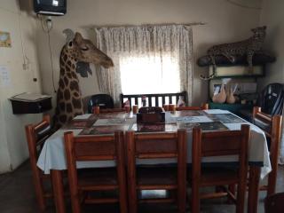 Kai-Oms Backpackers Lodge - Outjo - 8
