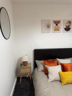 Luxury and Cosy Apartment near Old Trafford M16 ,Free Private Parking,Fast Wi-Fi,Self Check-In Anytime Perfect For Late Arrivals, 5 Minutes to Old Trafford Stadium - Manchester - 5