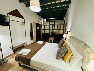 FRENTEABASTOS Boutique - 3