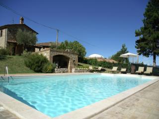 Villa in Umbertide with Pool and Garden - 9