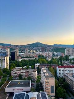 Stay with a Stunning View - Sarajevo - 9
