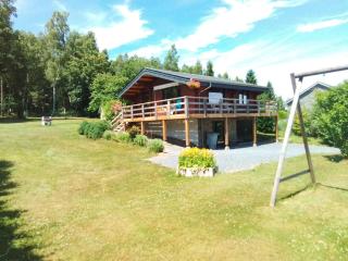 chalet with panoramic view & fenced garden - 9