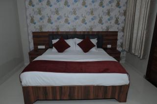 Hotel Om Palace - 5