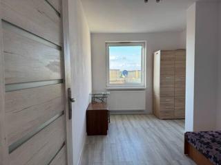 3 Rooms, 5 Beds, 7 People - Breslau - 4
