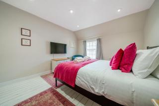 136 Southgate St, Bury St Edmunds - 1