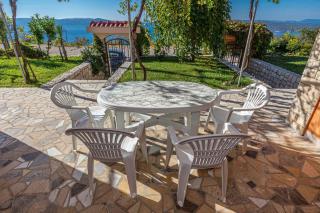 Apartments in Crikvenica 43070 - 2