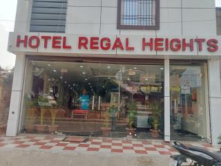 Hotel Regal Heights - 6