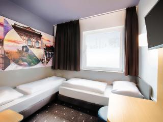 B&B Hotel Kaiserslautern - Kaiserslautern - 9