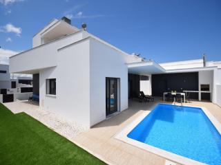 Sunny Villa Near Óbidos w Beaches - 8