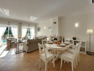 Villa in Carvoeiro near Beach & Pool - Carvoeiro - 1
