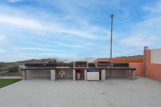 4BR Chalet El Romero-Private Pool, Barbecue & Chill - 4