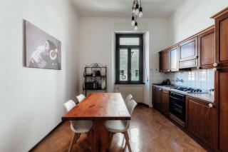 Liberty Home by Quokka 360 - period apartment in Como - 4