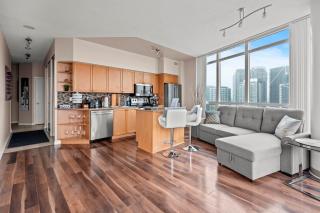 Downtown Condo with Picturesque View - 6