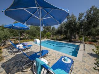 Villa in Crete near Beach and Olive Groves - Pangalochori - 9