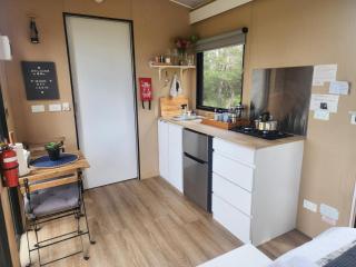 Moon Bay Cabin by Tiny Away - South Arm - 4