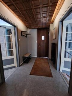 2 bedroom apartment at the track - 7