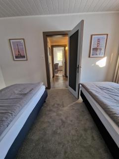 2 bedroom apartment at the track - 3