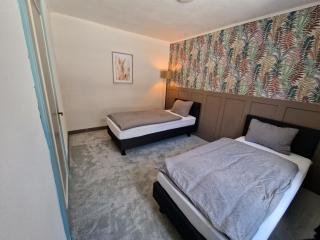 2 bedroom apartment at the track - 1