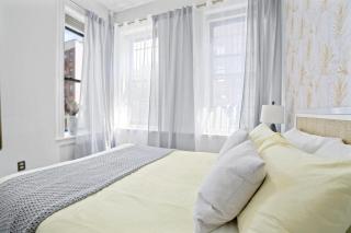 Upscale 2BR Home - 9