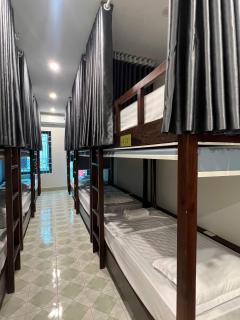 Lotuz Hanoi Hostel - Ha Giang Loop Office - 1