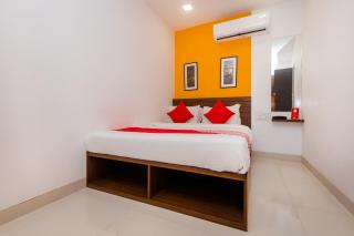 Hotel O Metro Residency D.N. Nagar Metro Station - 9